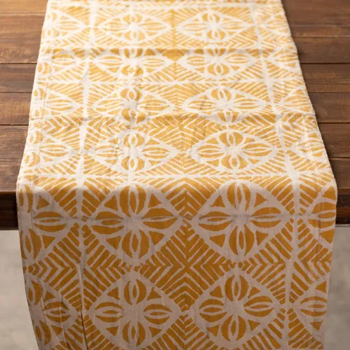 Yellow Table Runner (Rise)