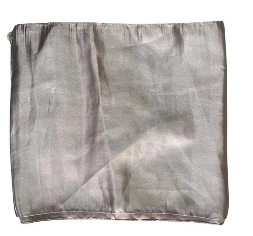 Champagne Table Runner