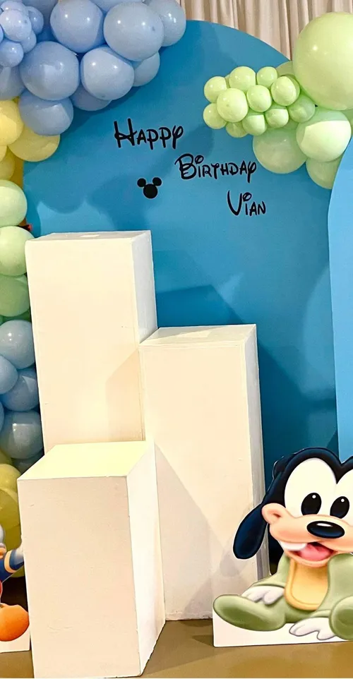 Solid Wooden Arch (Paintable)