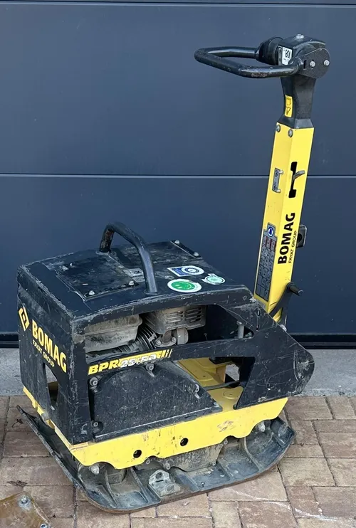 Reverzní vibrační deska Bomag BPR25/50