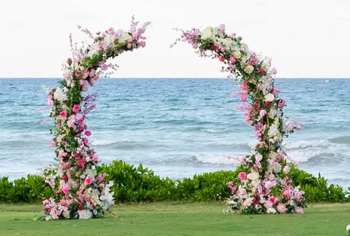 Deconstructed Signature Faux Floral Arch (pink)