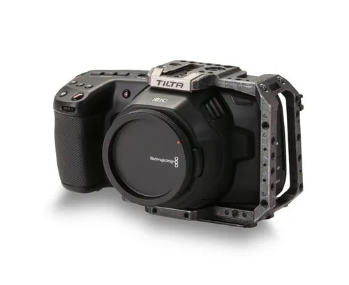 Blackmagic 6K + Half Cage + 2 x CFast 256Gb +Cardrider + 4 x Акумулятори + Блок живлення від 220
