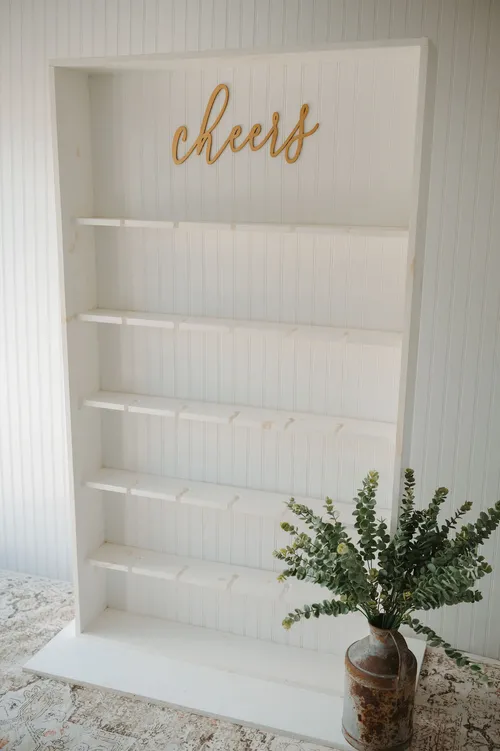 Pop & Pine Sips Wall