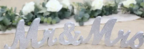 Mr & Mrs Table Sign