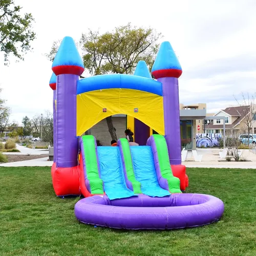 Castle bounce house 