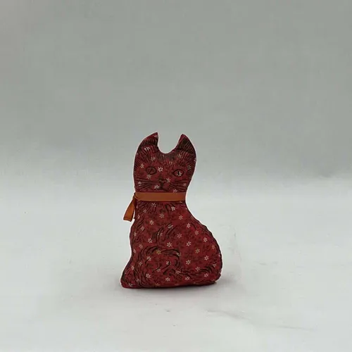 Red Cat & Red Ribbon - MOB157