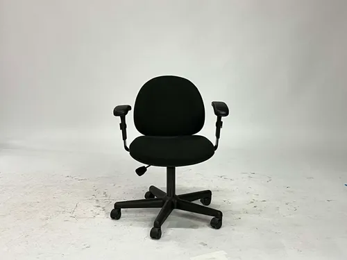 All Black Round Back Office Chair