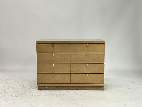 Vintage Bleached Oak 8-Drawer Dresser with Vertical Gold Pulls