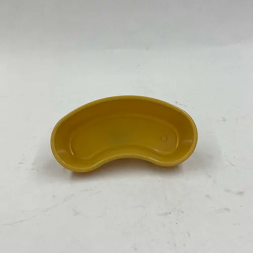 Yellow Plastic Kidney Tray - MOMD85