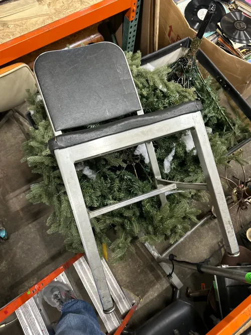 Plain Black Tanker Chair