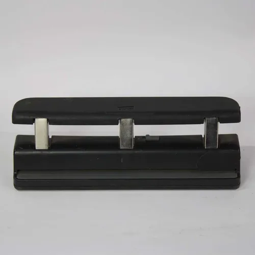 Black 3-Ring Hole Punch - OFA527