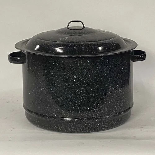 Granite Ware Black Speckled Pot - KT182