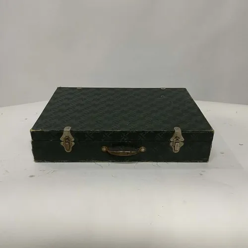 Vintage Green Box with Latch - DEB369