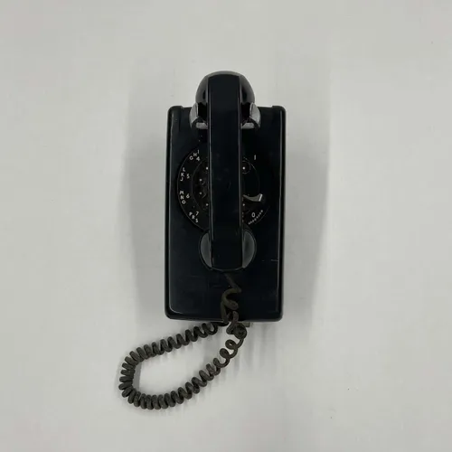 Vintage Black Hanging Phone - A872