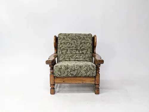 Olive Green Leaf Pattern Wood Lounge Chair