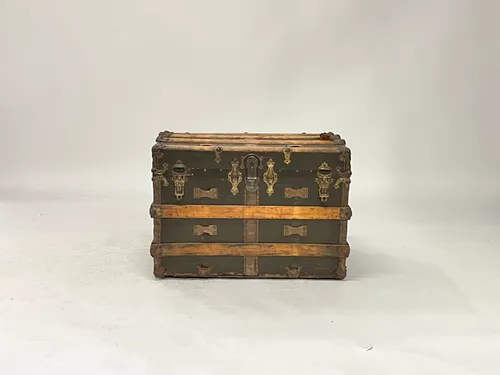 Antique Dark Brown Oak Steamer Trunk