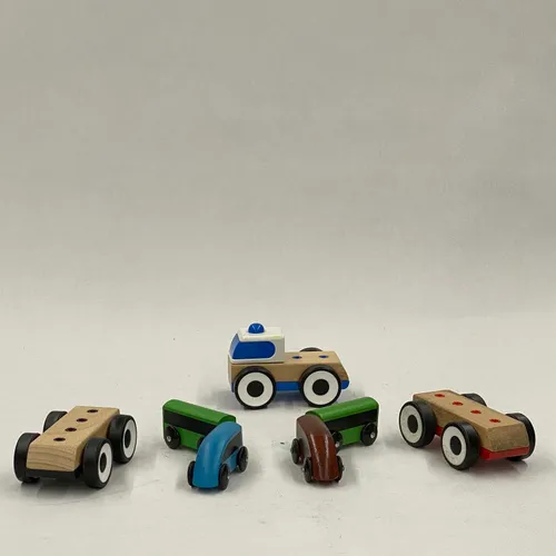 Wood Cars & Trains - MOB252