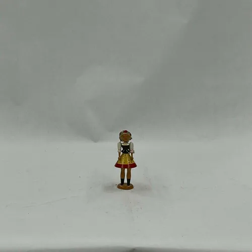 Wood Polish Doll - MOB287