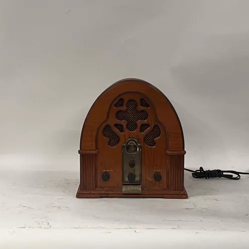 Vintage Brown Wooden Radio - MO22848