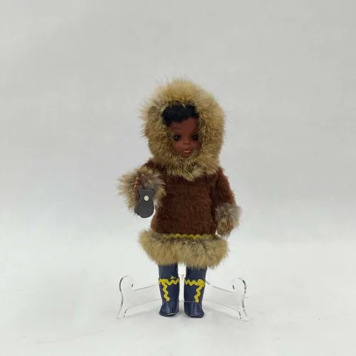 Native American Eskimo - MOB211