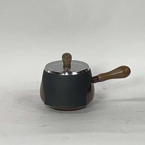 Brown & Black Pot & Silver Lid & Wood Handles - KT177