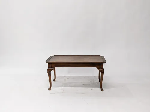 Queen Anne Coffee Table with Lip