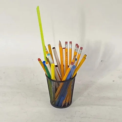 Black Metal Mesh Pen Cup - DS4