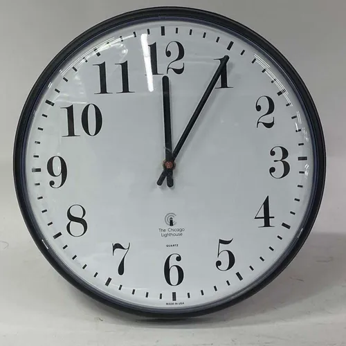 Chicago Black Wall Clock - A737