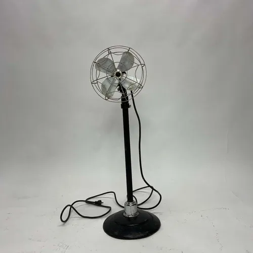 Vintage Floor Metal Fan & Black Base - ELB422