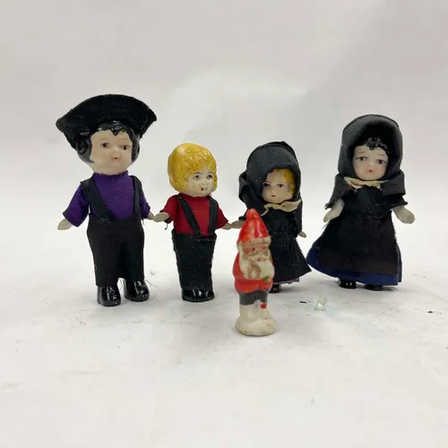 Ceramic Amish Figurines - MOB297