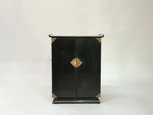 Black & Gold Oriental Locking Cabinet