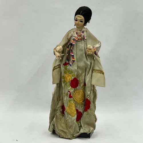 Japanese Doll - MOB300