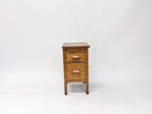 American Pine Nightstand with Pull-Out Tray