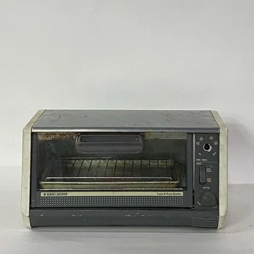 Black & Decker Beige & Gray Toaster Oven - KT104