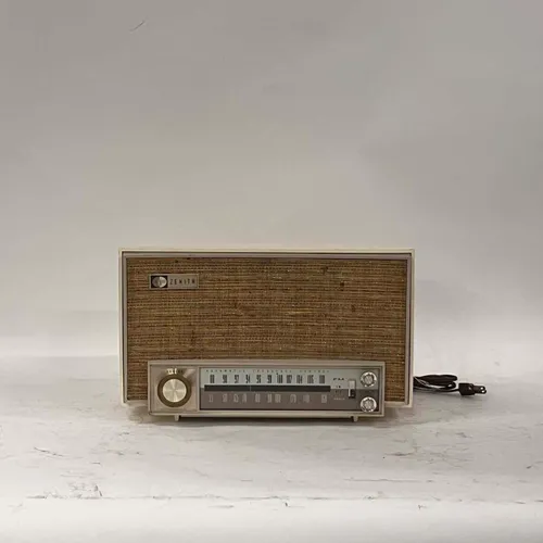 White & Brown Zenith Radio - MO22847