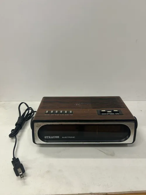 Strauss Electronic Vintage Alarm Clock 