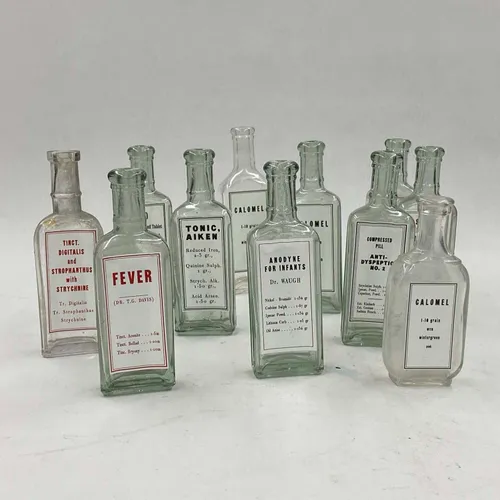 Assorted Vintage Glass Medicine Bottles Set - MOMD29