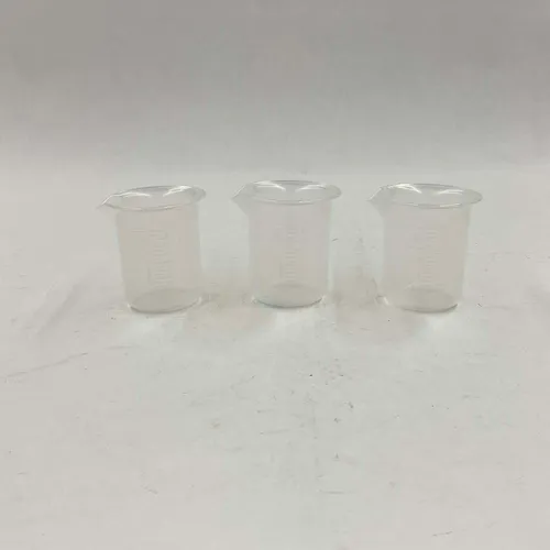 Plastic Beaker 100 mL - MOMD44