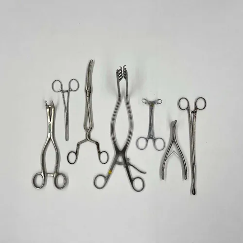 Assorted Surgical Instruments, Set of 9 - MOMD122