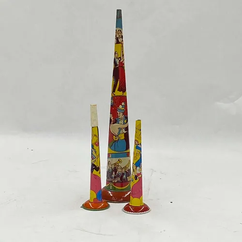 Tin Decorative Blow Horn - MOB112