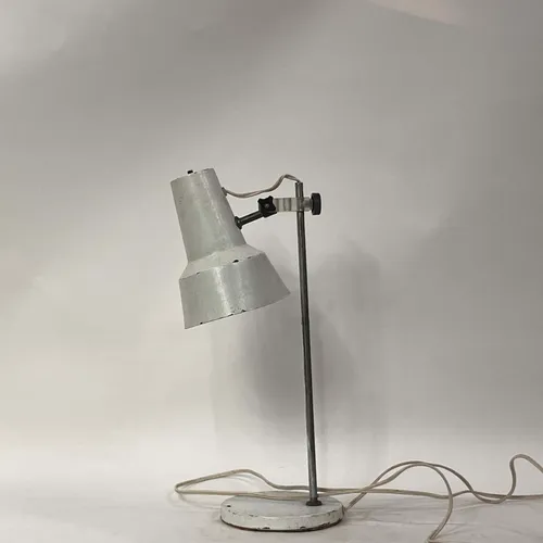 Vintage White Adjustable Desk Lamp - LI262