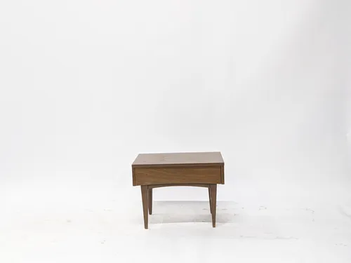 Walnut Mid-Century 1-Drawer Nightstand