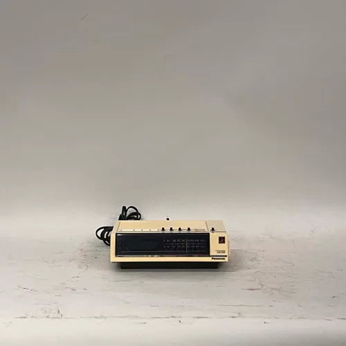 Bass Radio Clock - MO22841