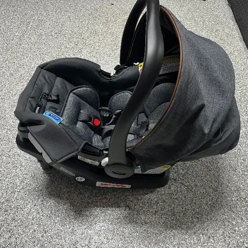 Graco SnugRide 35 Lite Infant Car Seat