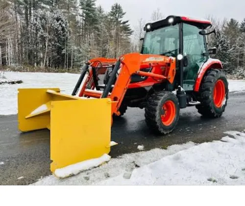 Snow Tractor with Snow Box