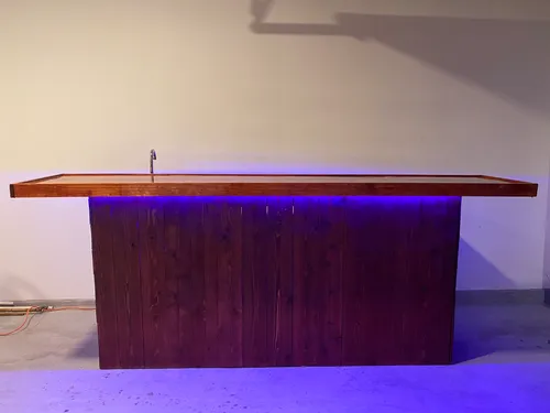 Red Chestnut “Follow Me” Portable Bar