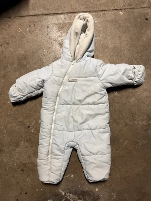 12 mo: first impressions, light blue white fleece lining