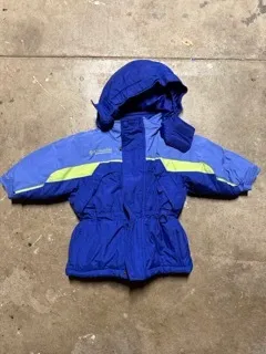 2T: Columbia Blue w/yellow stripe