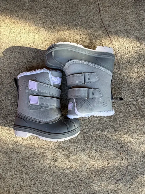 7T: Cat & Jack, Grey with white lining