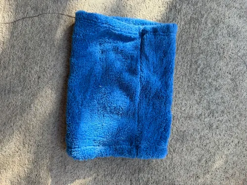 One Size: , Blue fuzzy neck gator